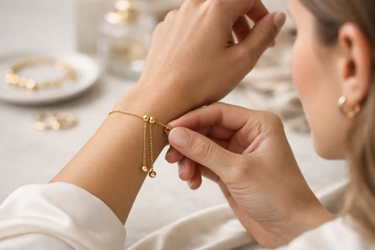 Adjustable Gold Bracelet for Women Style Guide