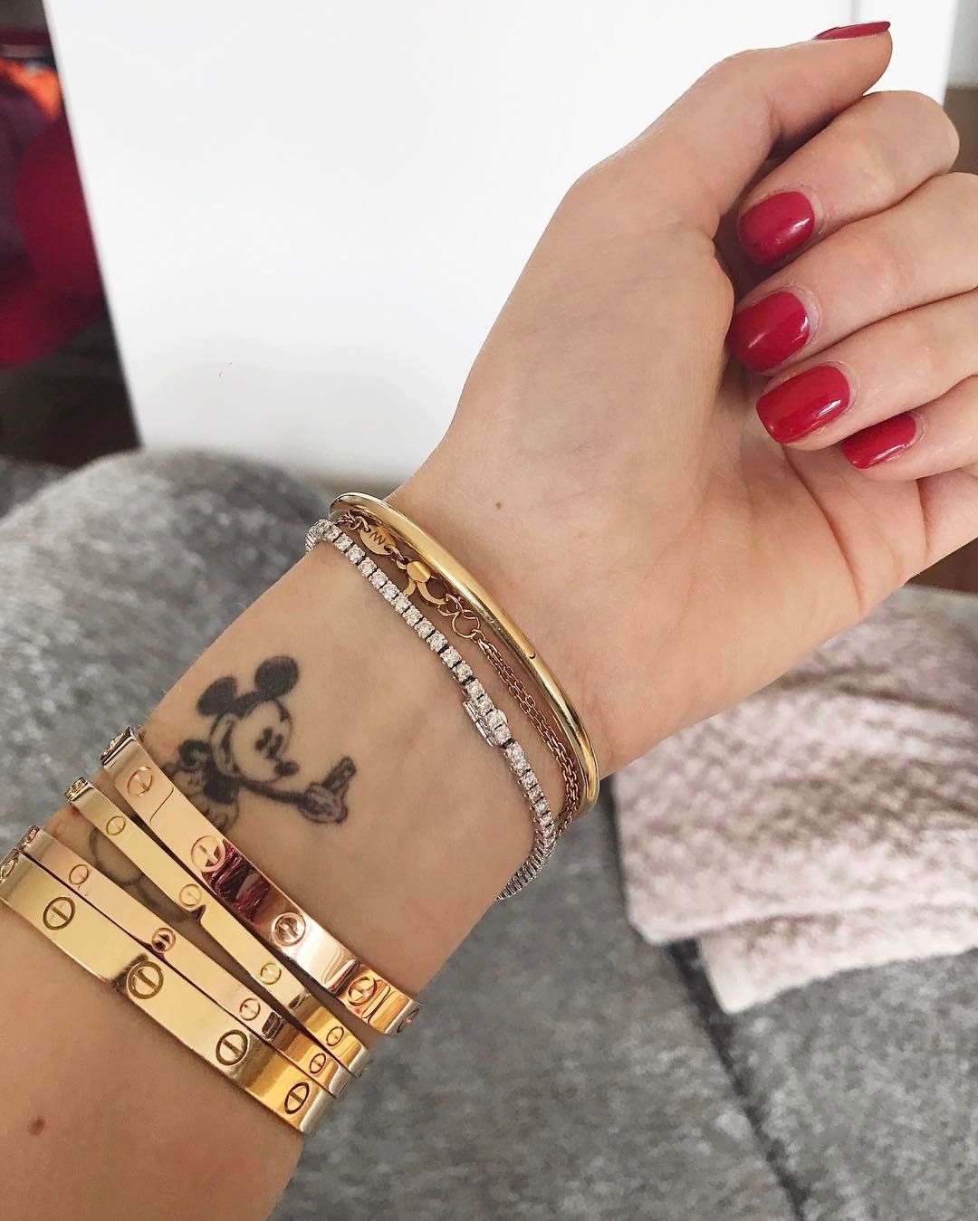 Eternity Love Screw Bracelet